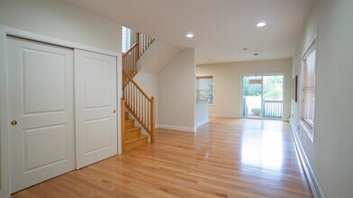 31 Hackensack Plank Rd in Weehawken, NJ - Building Photo - Building Photo