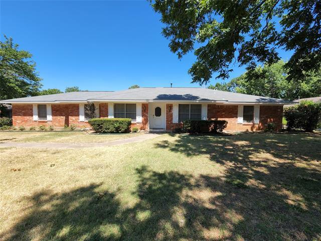 property at 2604 Buckingham Dr