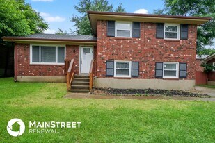 1717 Birchbark Ln in Jeffersonville, IN - Building Photo