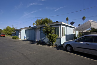 480 Beck St in Watsonville, CA - Building Photo - Building Photo