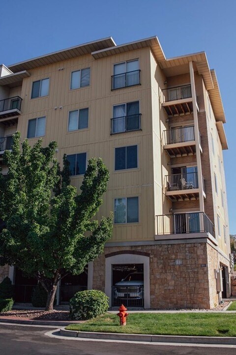 165 Albion Village Way in Sandy, UT - Building Photo