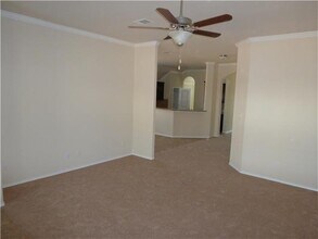 536 Brown Juniper Way in Round Rock, TX - Building Photo - Building Photo