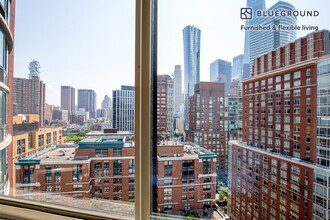 400 Chambers St in New York, NY - Building Photo - Building Photo