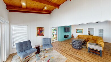 1480 Seacoast Dr in Imperial Beach, CA - Building Photo - Building Photo