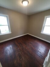 1216-1218 W Hope Ave, Unit 1216 - Lower in Milwaukee, WI - Building Photo - Building Photo