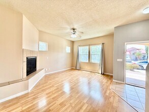 450 Minturn Loop in Rio Rancho, NM - Building Photo - Building Photo