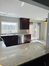 587 Front St in Lisle, IL - Building Photo - Building Photo