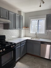 4 Cowing St, Unit Apt 2 in Boston, MA - Building Photo - Building Photo