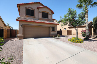 16537 W Desert Ln in Surprise, AZ - Building Photo - Building Photo