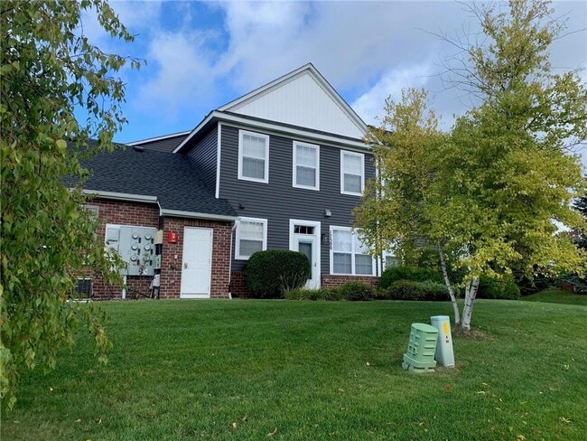 17500 68th Pl N in Osseo, MN - Building Photo - Building Photo
