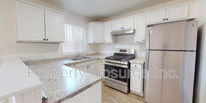 3360 Magnums Way in Redding, CA - Building Photo