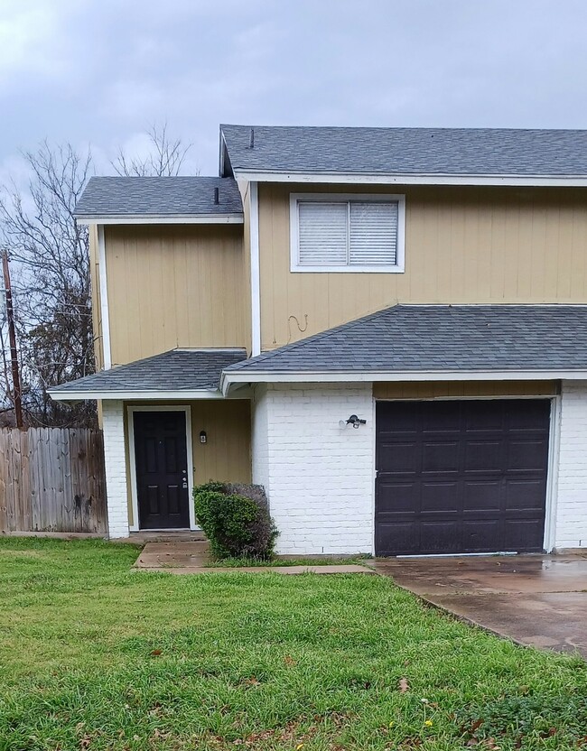 property at 901 Betsy Ross Dr
