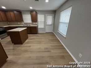 12106 Dawes Point in San Antonio, TX - Building Photo - Building Photo