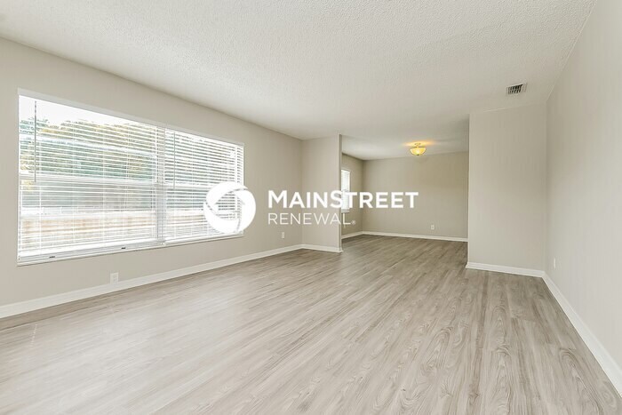 2902 Ripplewood Dr in Seffner, FL - Building Photo