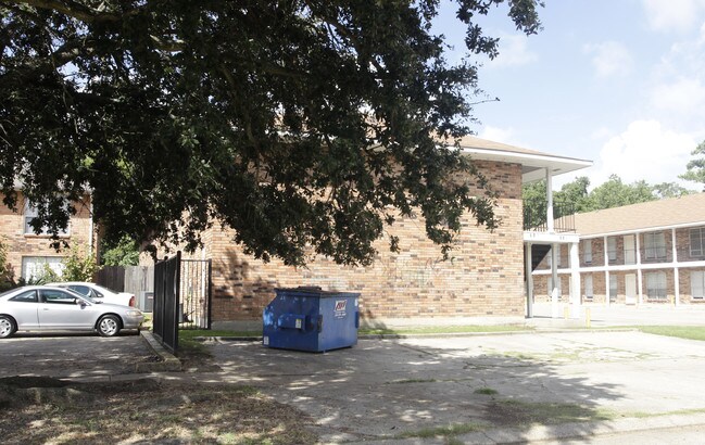 Shady Lane Apartments in Baton Rouge, LA - Foto de edificio - Building Photo