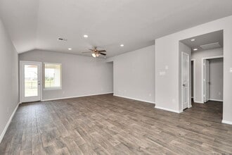 9923 Ranger Falls Ln in Shenandoah, TX - Building Photo - Building Photo