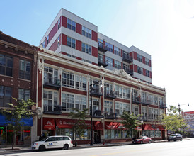 Tandem Lofts in Chicago, IL - Building Photo - Building Photo