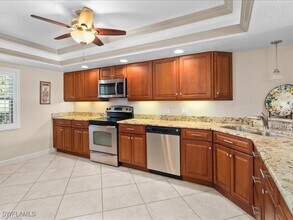 1520 Imperial Golf Course Blvd in Naples, FL - Building Photo - Building Photo