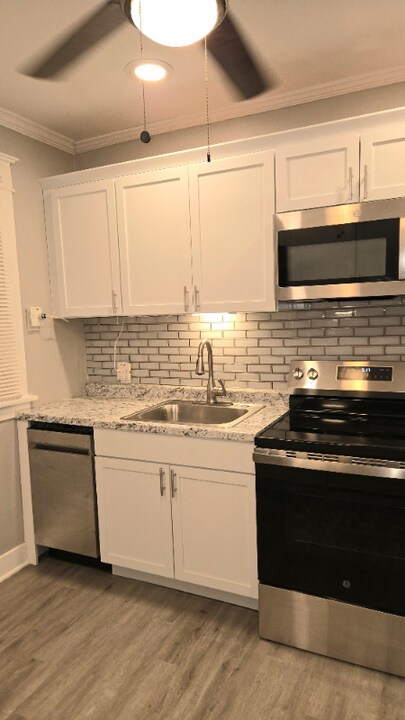 414 Taunton Pl in Buffalo, NY - Foto de edificio