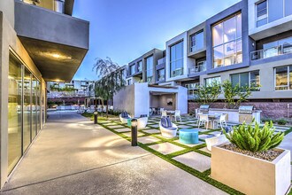 Vantage in Henderson, NV - Foto de edificio - Building Photo