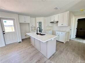 18 Lana St in Weslaco, TX - Building Photo - Building Photo