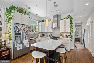 2106 10th St NW in Washington, DC - Building Photo - Building Photo