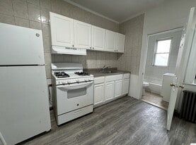 72 Rose Ave in Jersey City, NJ - Building Photo