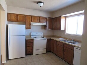 1202 S Triviz Dr in Las Cruces, NM - Building Photo - Building Photo