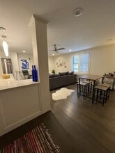 142 Wood Ave, Unit #1 in Boston, MA - Building Photo - Building Photo