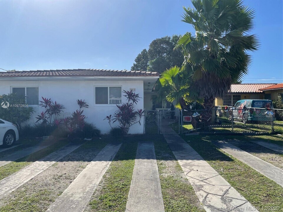 3150 SW 23rd Terrace-Unit -FRONT in Miami, FL - Building Photo