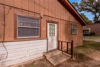 712 Cline St in Huntsville, TX - Building Photo - Building Photo