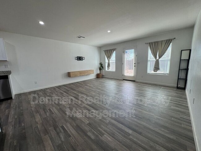 227 W Douglas Ave in Coolidge, AZ - Building Photo - Building Photo