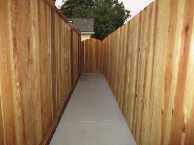 1160 3rd St in Gilroy, CA - Building Photo - Building Photo