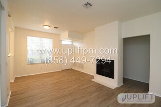 3515 Caminito El Rincon in San Diego, CA - Building Photo - Building Photo