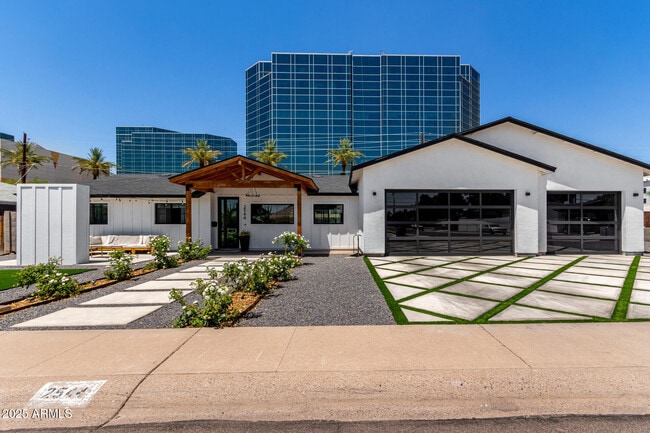 property at 2544 E Pierson St
