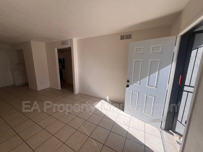 property at 1005 Dickerson Dr SE