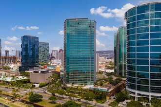 Hokua in Honolulu, HI - Building Photo - Building Photo