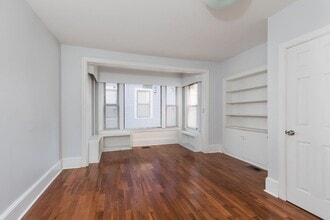 1371 Chapel St in New Haven, CT - Building Photo - Building Photo