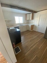 90 Roak St in Auburn, ME - Building Photo - Building Photo