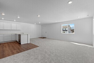 1382 N Wilhelm Wy in Post Falls, ID - Building Photo - Building Photo