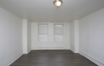 Addison Place in Baltimore, MD - Building Photo - Interior Photo