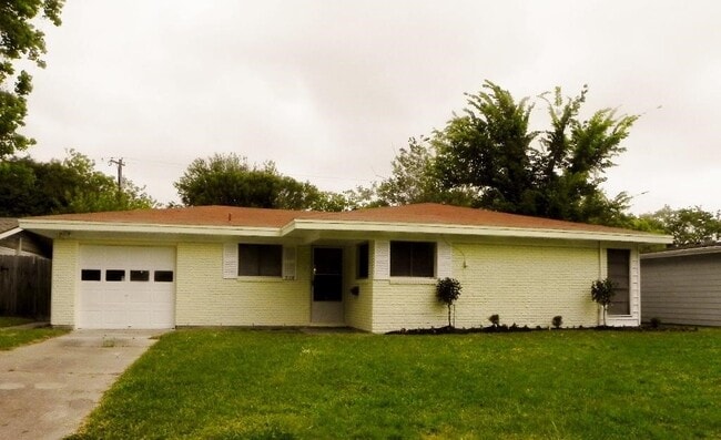 property at 2118 17th Ave N