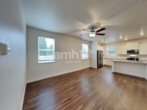 10601 136th St Ct E in Orting, WA - Building Photo - Building Photo