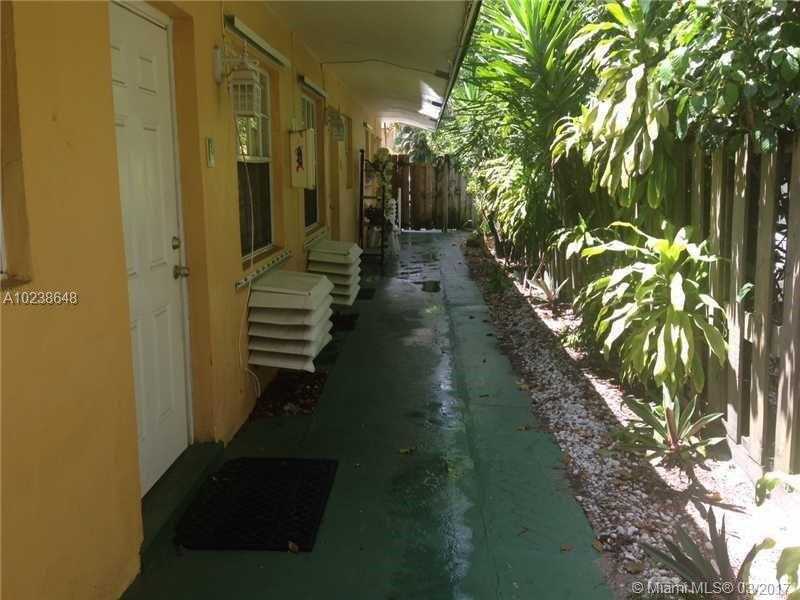 808 SW 14th Terrace in Fort Lauderdale, FL - Foto de edificio