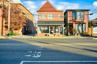 313 E Spring St in New Albany, IN - Building Photo