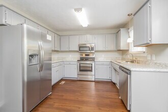 3276 Clapham Rd in Nashville, TN - Building Photo - Building Photo