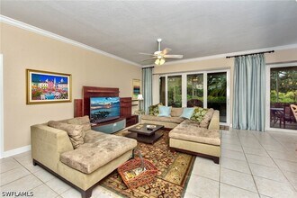 638 Vintage Reserve Cir in Naples, FL - Building Photo - Building Photo