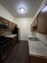 1818 Logan St, Unit 1 in Cincinnati, OH - Building Photo - Building Photo