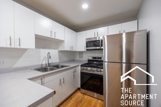 6954 N Sheridan Rd in Chicago, IL - Building Photo - Building Photo