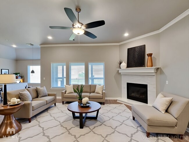 8316 Lambert Wy in Edmond, OK - Foto de edificio - Building Photo